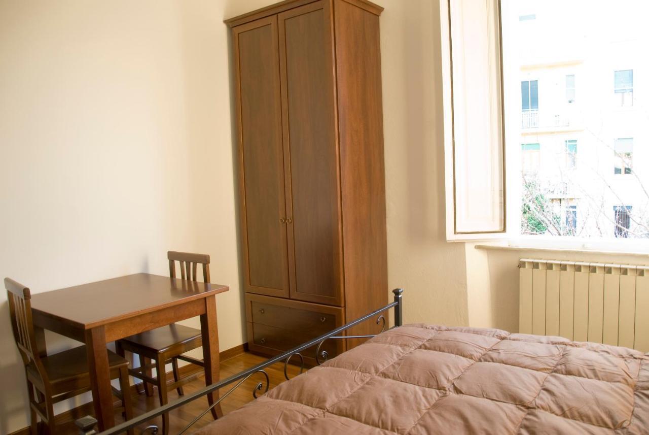 Tower'S Garden Bed & Breakfast Pisa Oda fotoğraf